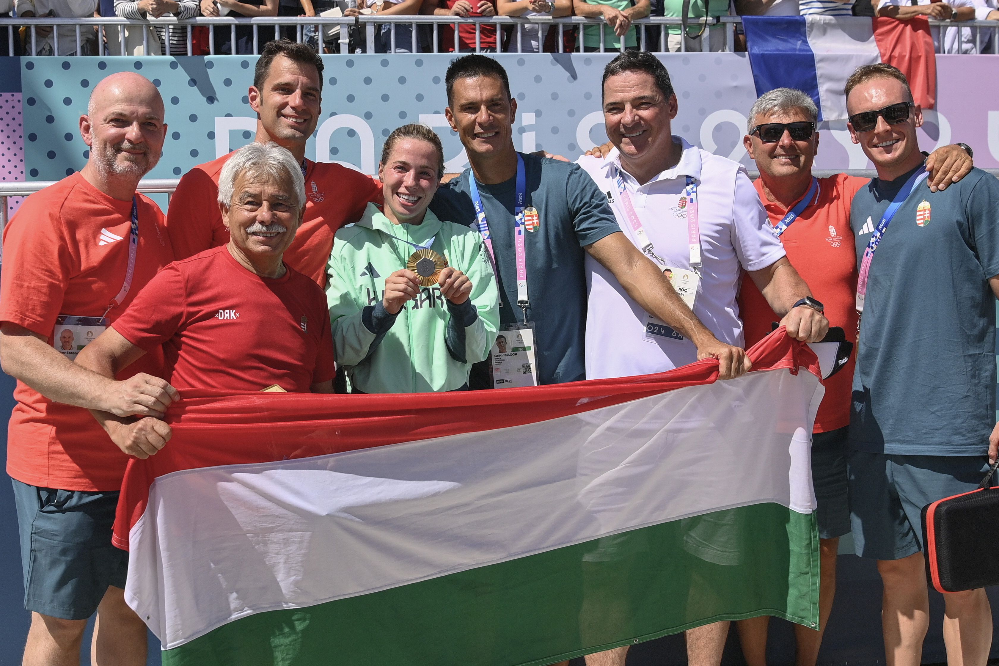 Gulyás Michelle bevallotta, hálás Balogh Gábornak (tőle jobbra), hogy támogatta az olimpiai indulását/ Fotó: MTI - Czeglédi Zsolt