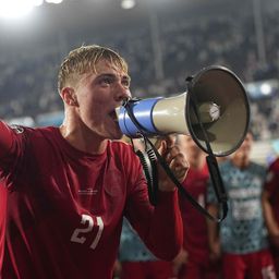Káromkodva üvöltözött a szurkolókkal a Manchester United sztárigazolása – videóval