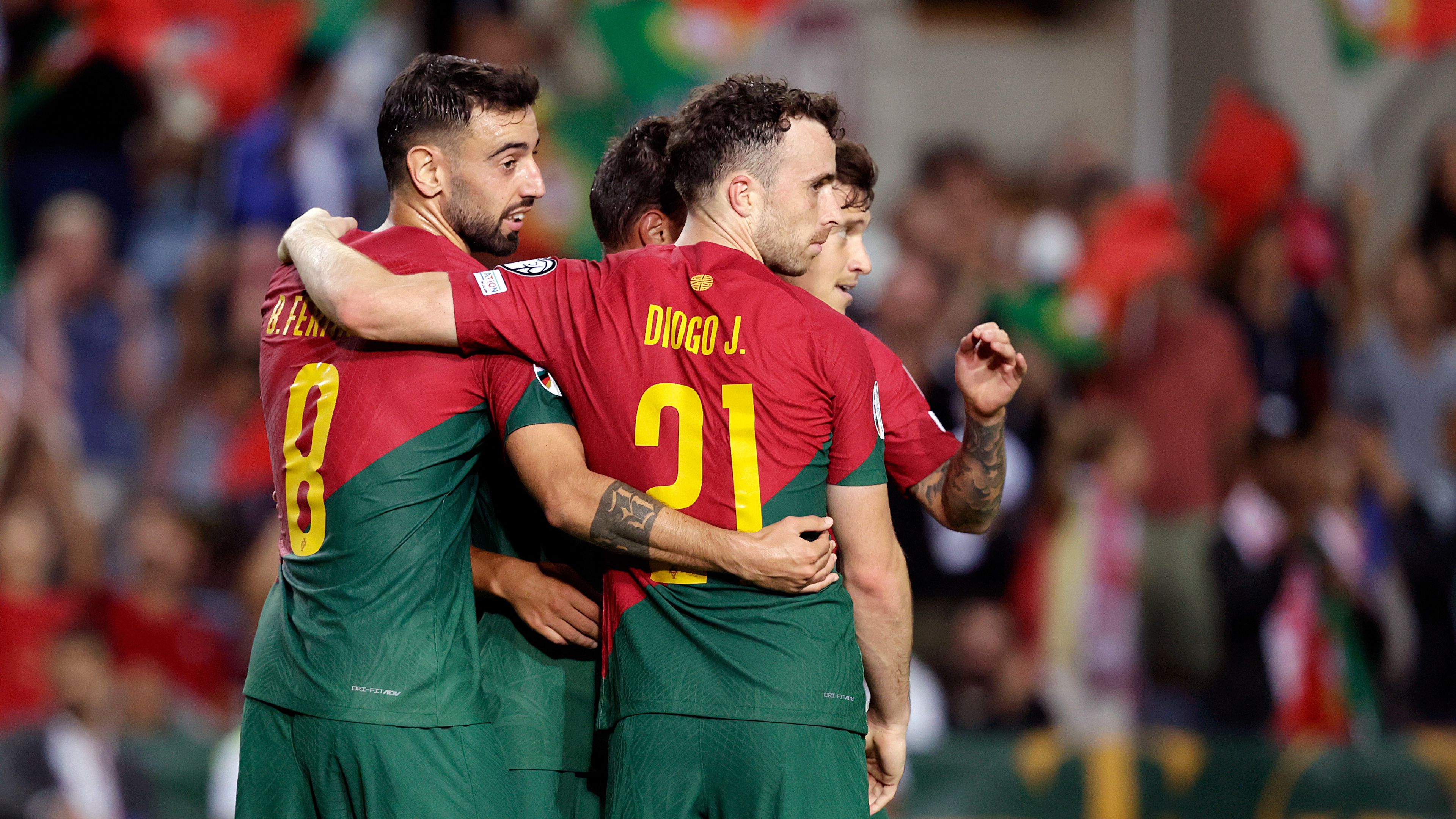 Portugál góleső Ronaldo nélkül, izlandi dráma, győztek a szlovákok – videókkal