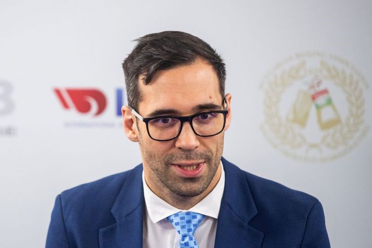 Lemondott az ökölvívók elnöke; kirúgták a Fehérvár volt vezetőedzőjét – reggeli hírösszefoglaló