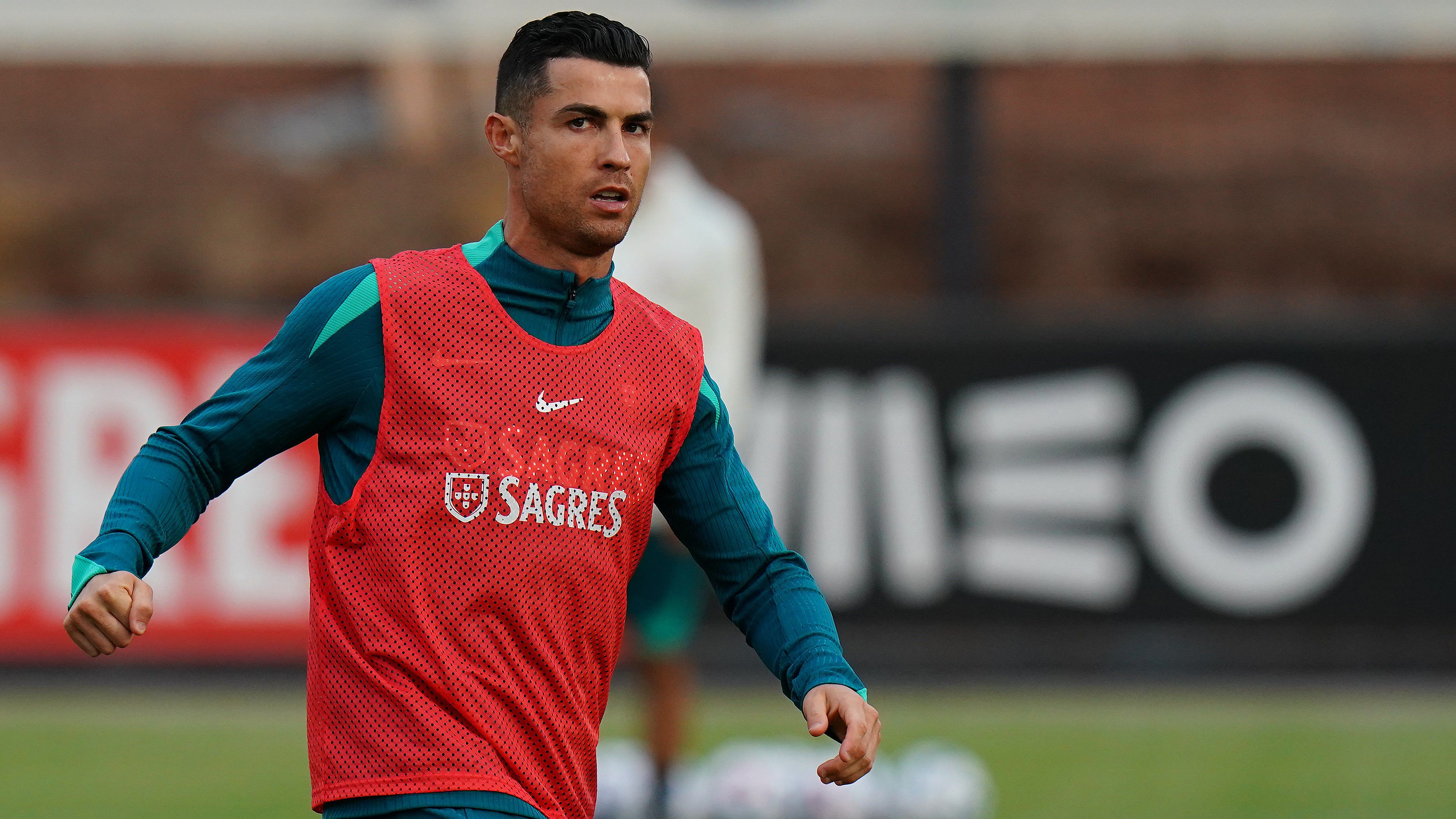 Cristiano Ronaldo jelenleg a portugál válogatottal készül