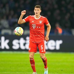 Pavard nem zárja ki, hogy elhagyja a Bayern Münchent