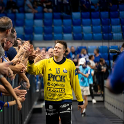 Mikler Roland: „Ötvenedik alkalommal is ugyanolyan érzés kijönni a pályára” – videóval