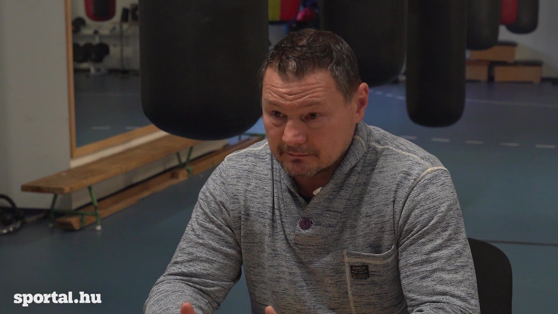 Sportal TV: Erdei Zsolt a visszatérésről, a magyar boksz problémáiról és tanítványairól beszél