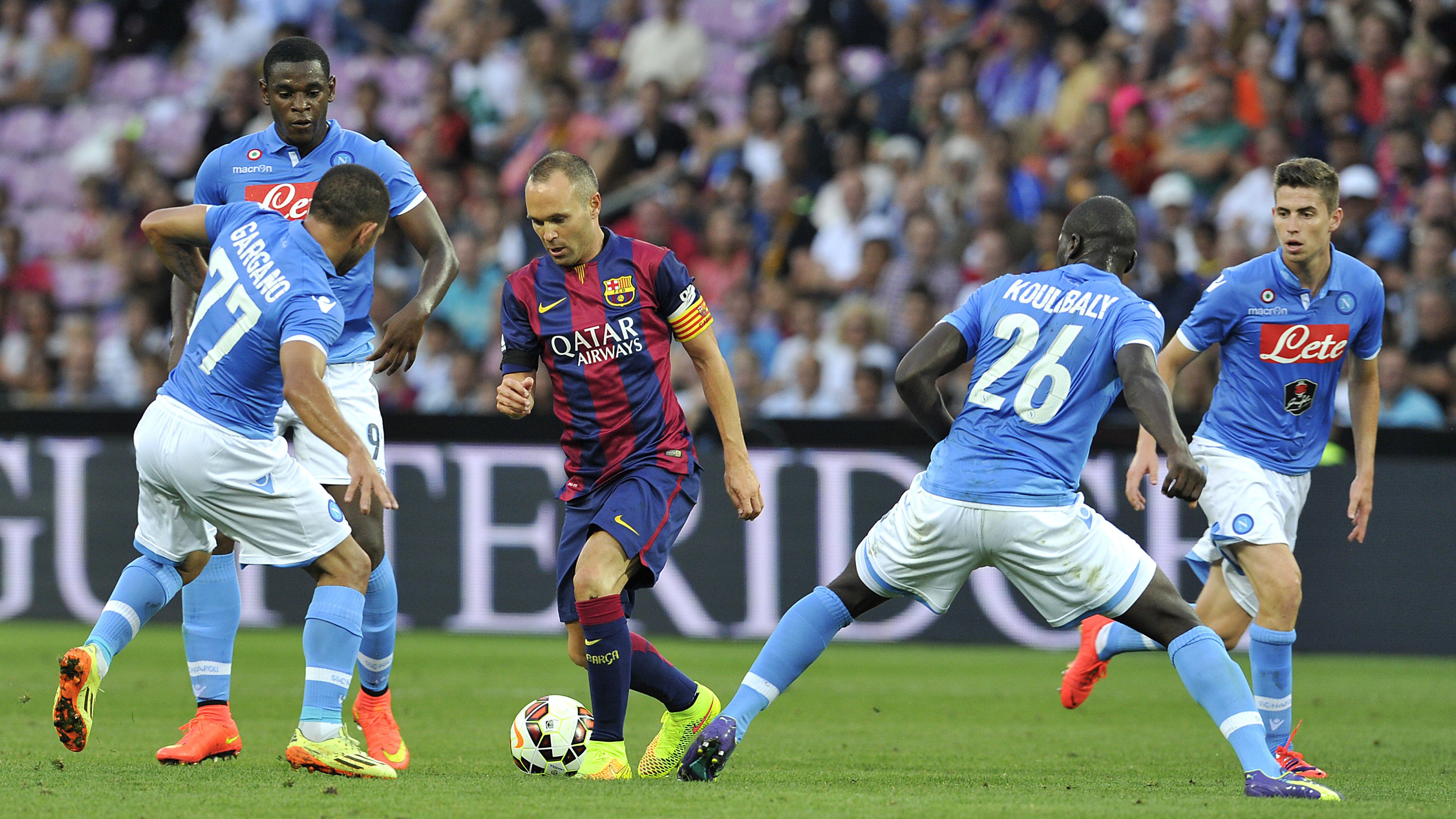 Andrés Iniesta a Barcelona színeiben csak felkészülési meccseken játszott a Napoli ellen