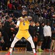 Az Atlanta Hawks és a Lakers jutott be a rájátszásba