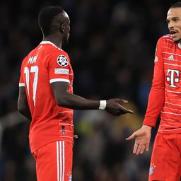 Botrány Münchenben: a Bayern klasszisa ütött, csapattársának vérzett a szája