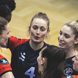 A Vasas és a Békéscsaba is a női röplabda Extraliga döntőjének kapujában