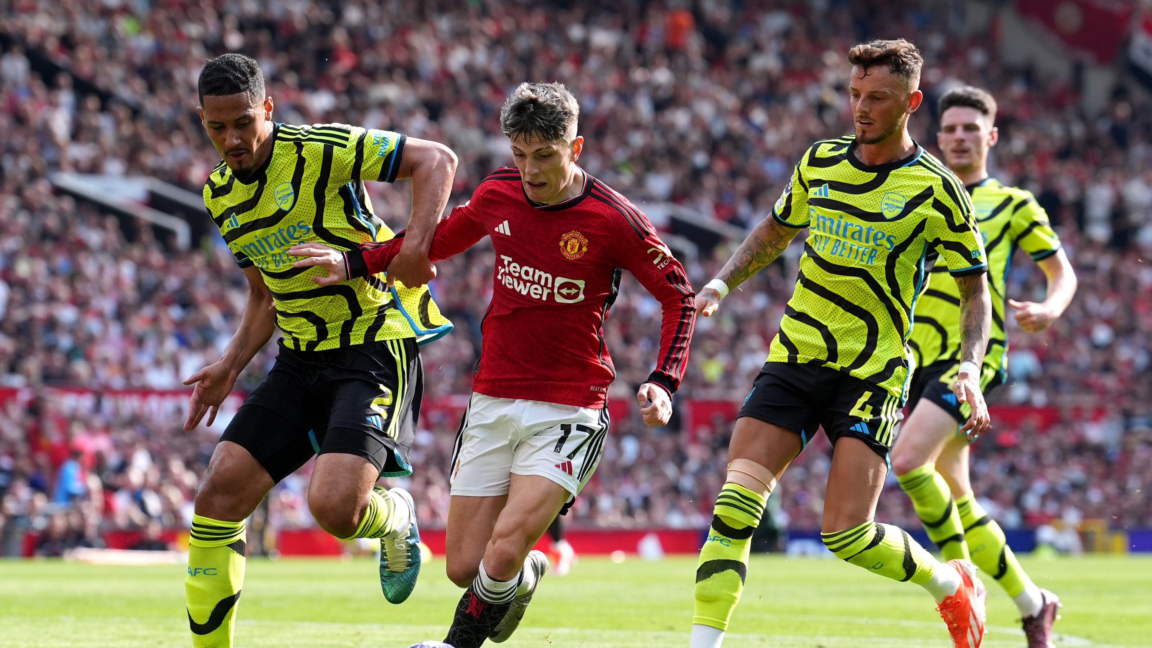 A Man. Unitedet is legyőzte, egy lépéssel közelebb a bajnoki címhez az Arsenal – videóval