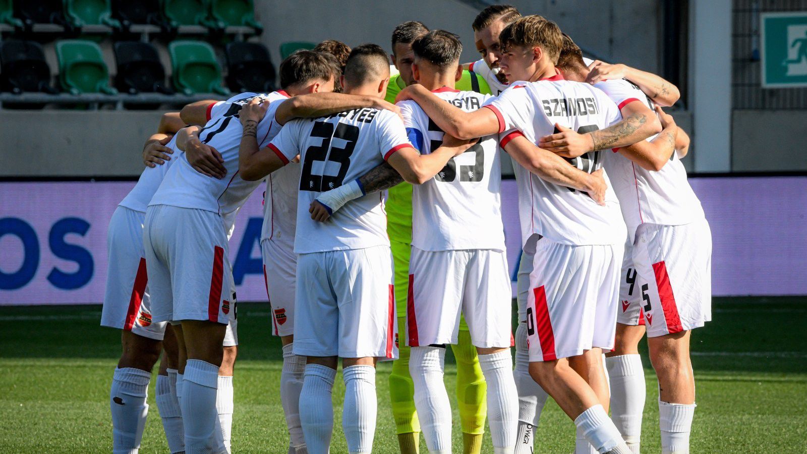 Pályán a Honvéd és a Roma – hétfői sportműsor