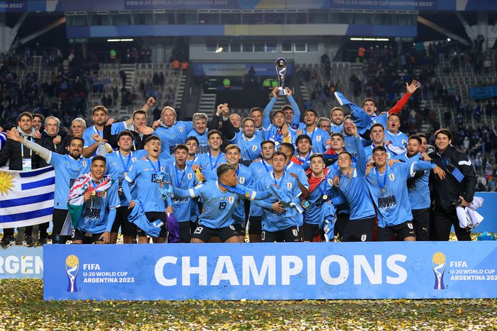 Uruguay az olaszok legyőzésével lett világbajnok