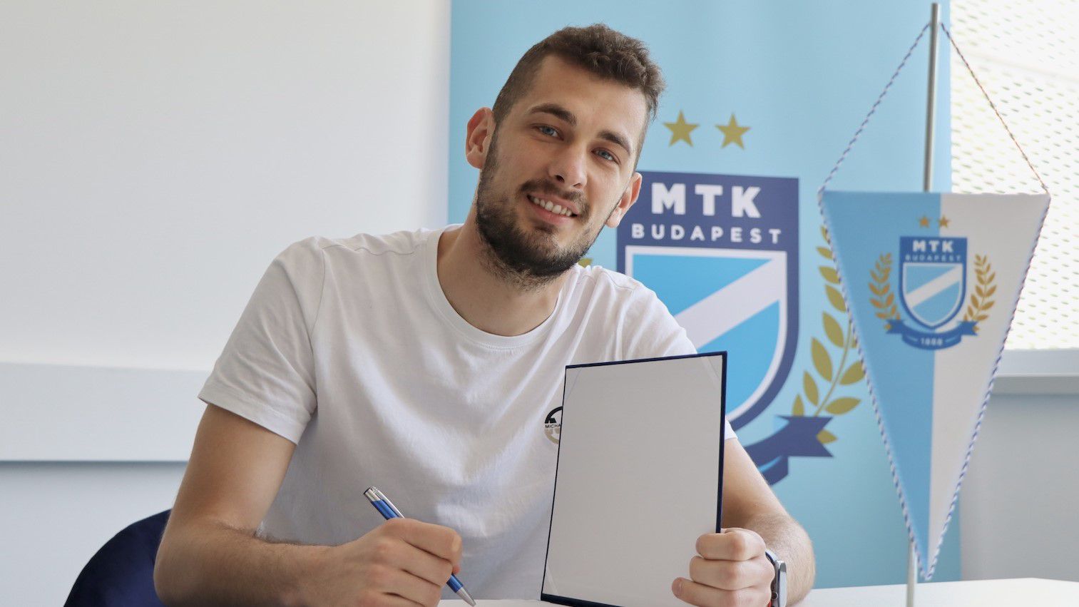 Az MTK kivásárolta élő szerződéséből Demjén Patrikot, aki három évre írt alá (Fotó: mtkbudapest.hu)