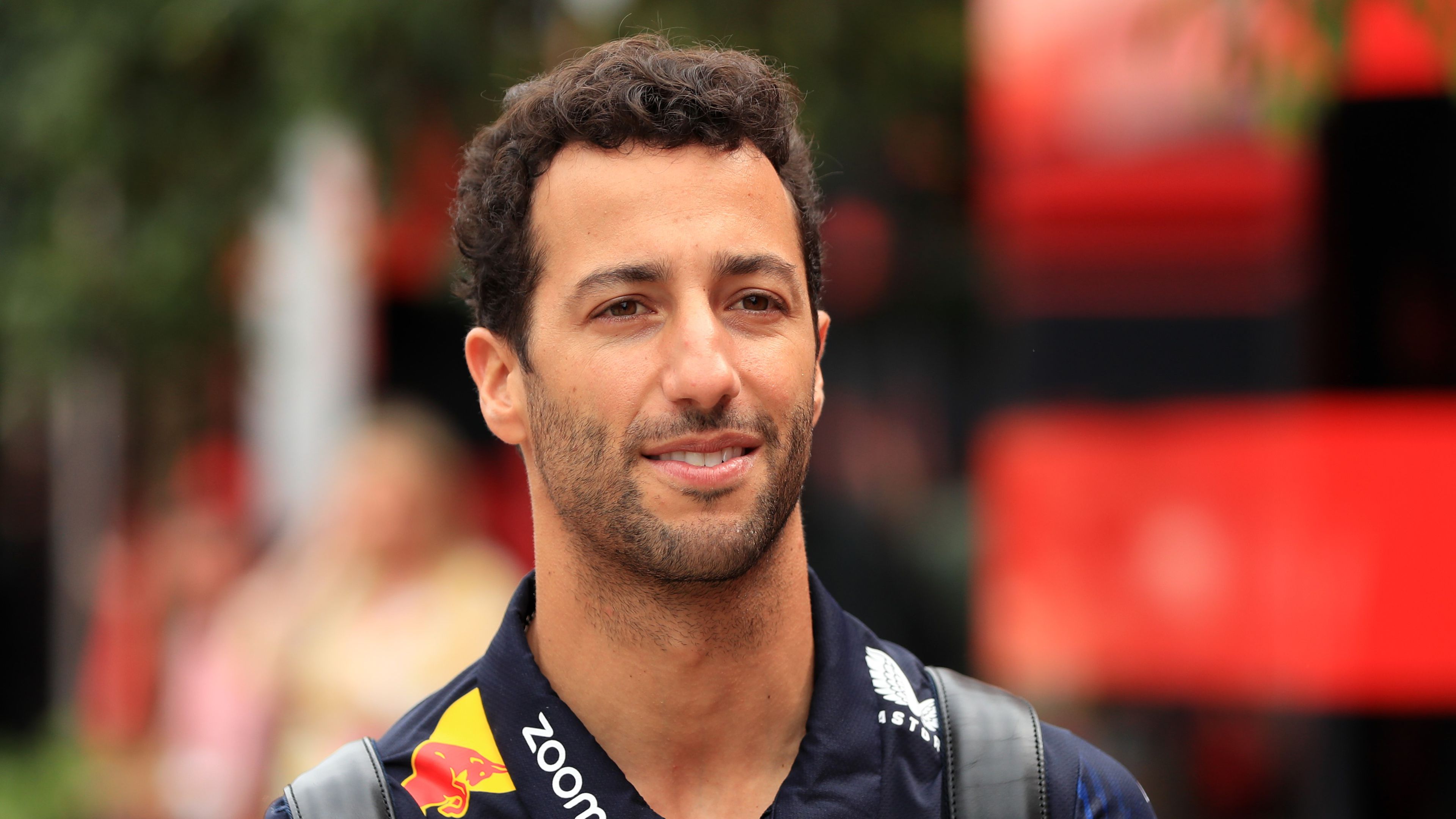 Senkinek sem tetszik Ricciardo visszatérése a Forma–1-be