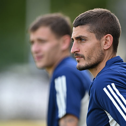 „A játékosok börtönben vannak” – az ügynök zsarolással vádolja a PSG-t
