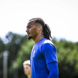 A Milan helyett Mourinho csapatához igazol a védő
