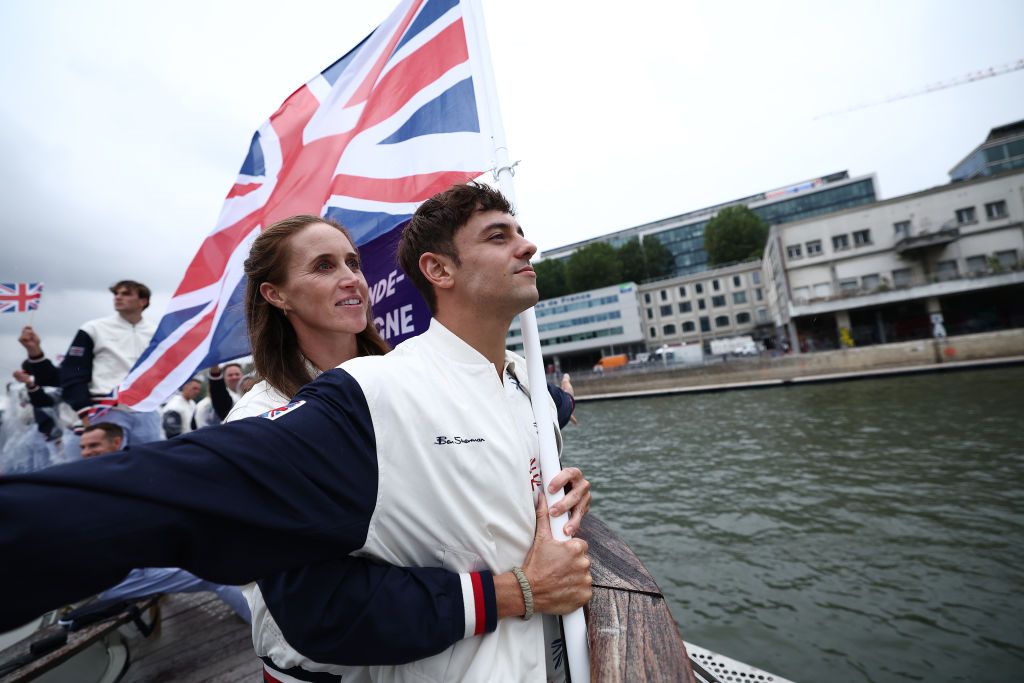 Titanic-jelenet a Szajnán, bemutatja Helen Glover és Tom Daley