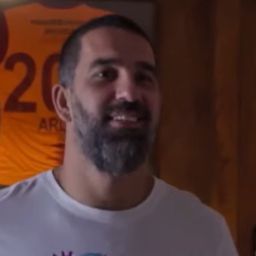 Felesége jelentette be a korábbi Barcelona-játékos visszavonulását