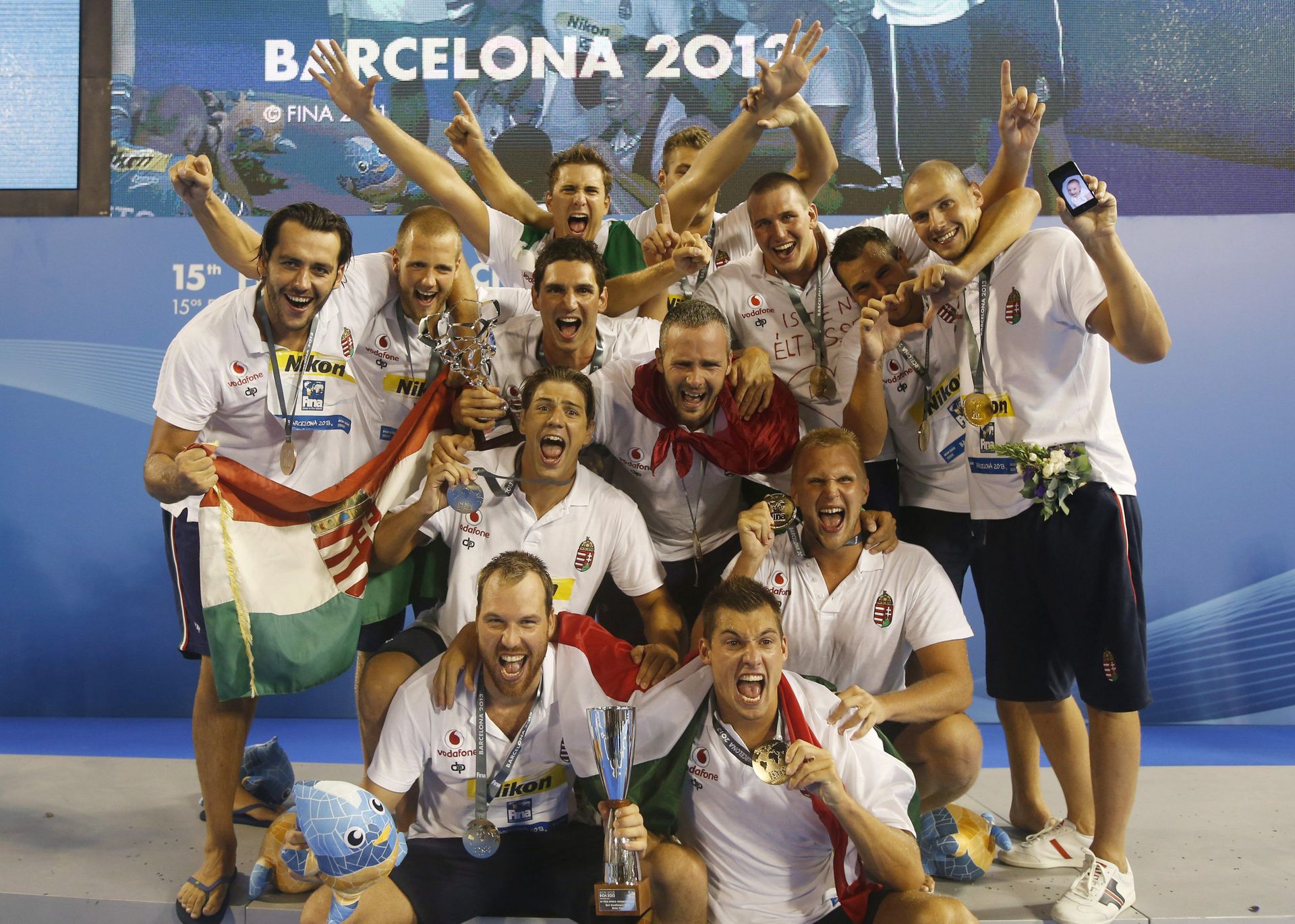 A 2013-as világbajnok csapat (Fotó: MTI/ Alejandro Garcia)