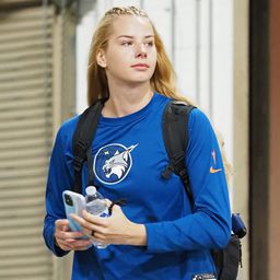 Juhász Dorka az év újonc ötösében a WNBA-ben