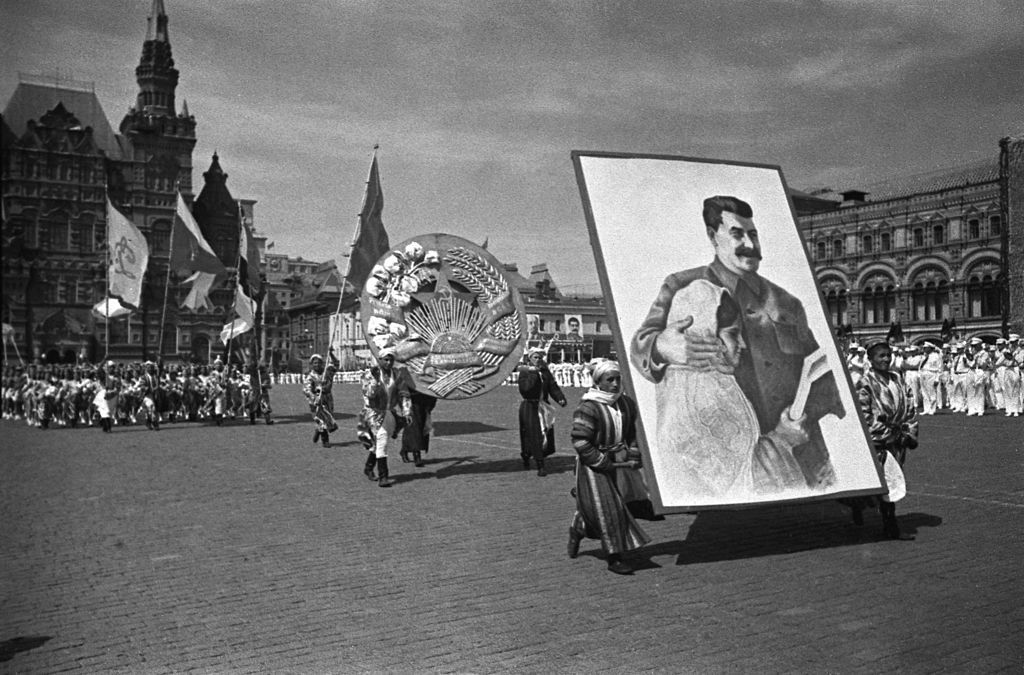 Sztálint éltető menet a Vörös téren / Fotó: Anatoliy Egorov/FotoSoyuz/Getty Images