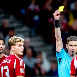 A holland lapok szerint Fiolát is ki kellett volna állítani, a Manchester United támadója komoly kritikákat kapott