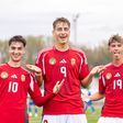 Kovács Bendegúz (középen) a harmadik U19-es válogatott meccsén másodszor volt eredményes. Fotó: MLSZ
