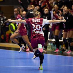 Korsós Dorina öt góllal járult hozzá a BL-címvédő legyőzéséhez