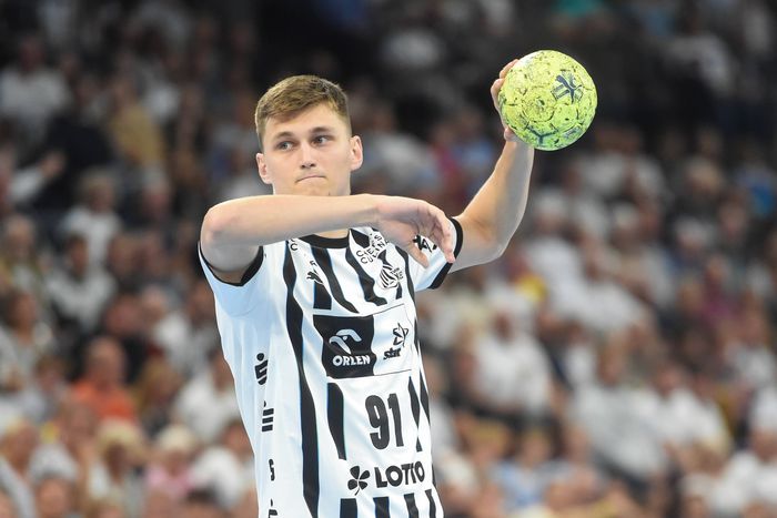 Imre Bence a svájci BSV Bern vendégeként hat gólt lőtt