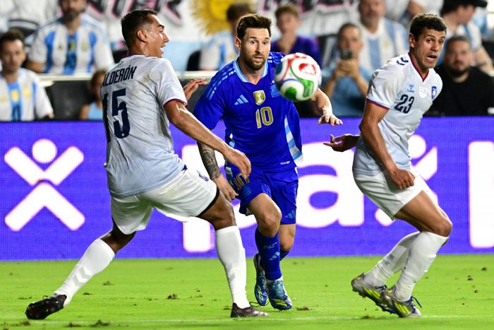 Az argentin csapat a tervek szerint csütörtökön érkezik Angolába