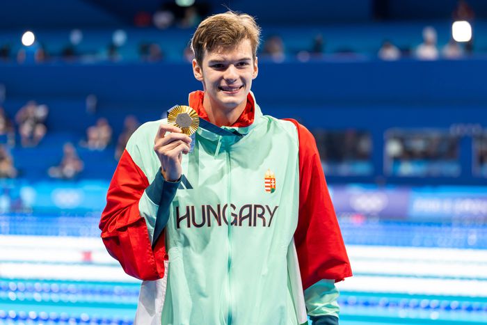 Kós Hubert a párizsi érmével