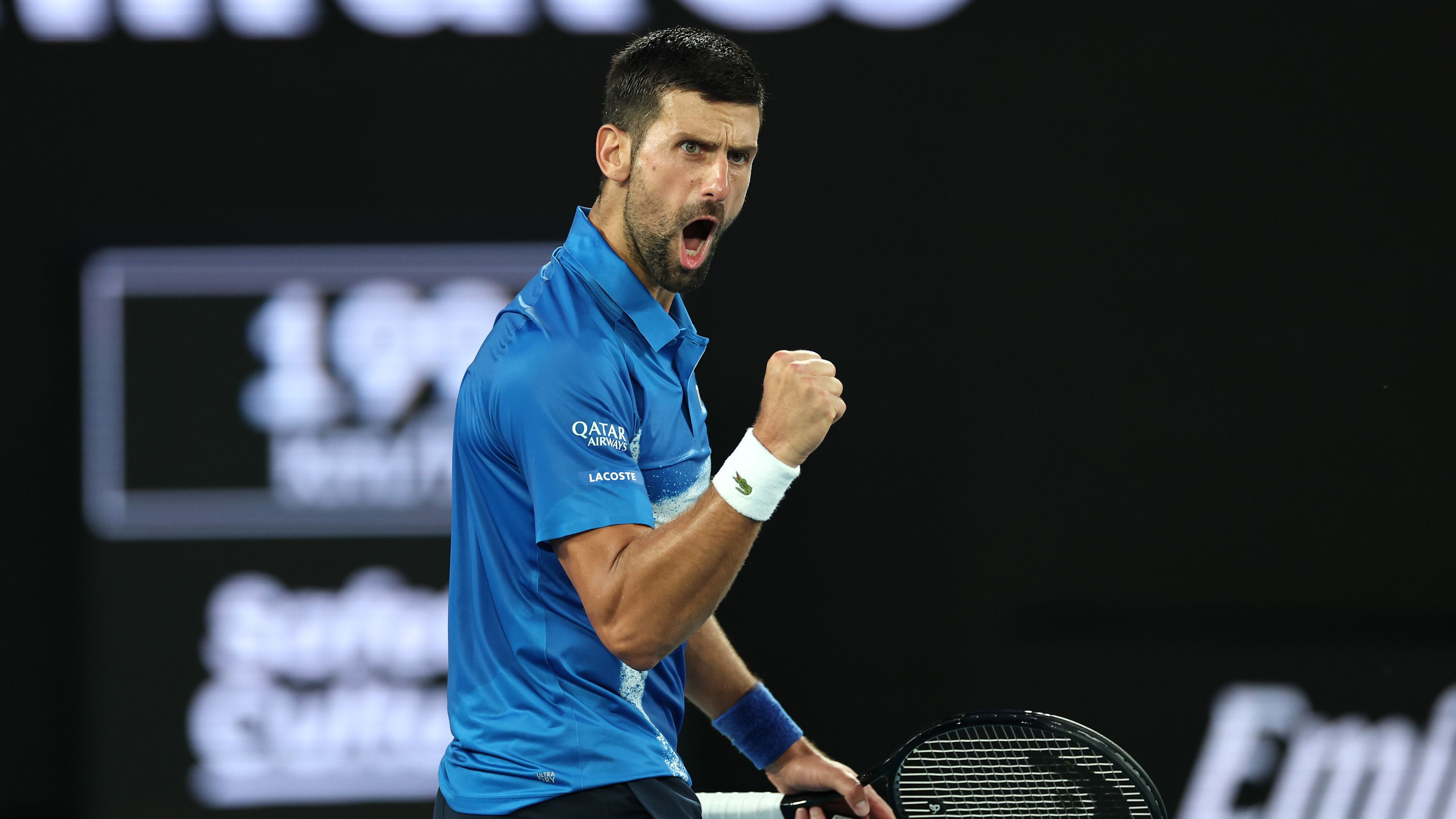 Djokovics szetthátrányból továbbjutott, a 2023-as döntős kiesett az Australian Openen