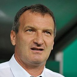„Ha a hatvanéves László Csaba ült volna a Fradi kispadján a Sparta Praha ellen, akkor bejutunk a BL-csoportkörbe…”