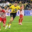 Niclas Füllkrug Szalai Attilát megelőzve fejelte a Dortmund harmadik gólját