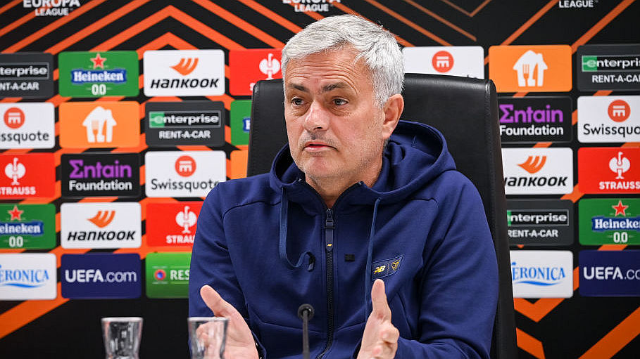 José Mourinho elmondta, a tavalyi döntőnek már vége