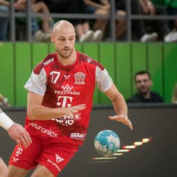 Csak kevéssel nyert a Szeged, a Fradi kikapott a Veszprémtől