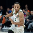 Új szerződést kapott a sztársportoló