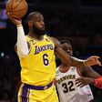 LeBron James folytatja pályafutását