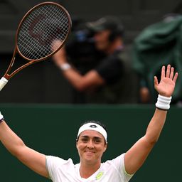 Szabalenka kikapott, Dzsabur jutott a döntőbe Wimbledonban