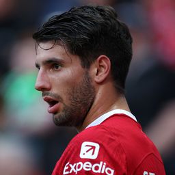 Szoboszlai a Liverpool kezdőjében a Chelsea elleni rangadón
