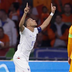 Mbappé duplázott Hollandia ellen, a franciák biztos Eb-résztvevők – videóval
