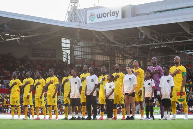 A ghánai labdarúgó-válogatott tagjai egy gyermekotthon meglátogatásával ünnepelték a vb-re való kijutásukat