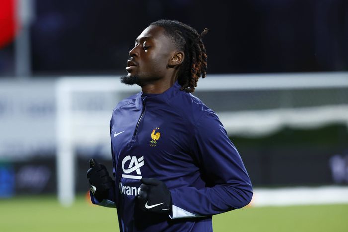 Bejelentkezett a PSG Manu Konéért