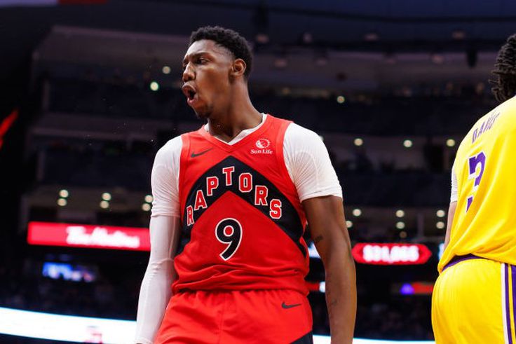 Az NBA-sztár nem hitte el, kit látott meg a pálya szélén