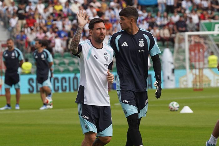 Laporta elmondta, hogy Messi visszatérése nem reális