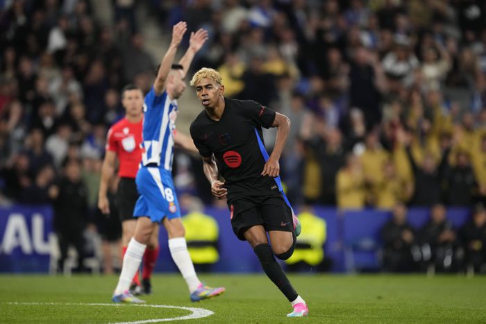 Yamal az Espanyolnak lőtt nagy gólt