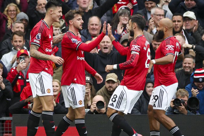 A Manchester United 11 fordulót követően a hetedik az angol élvonalban