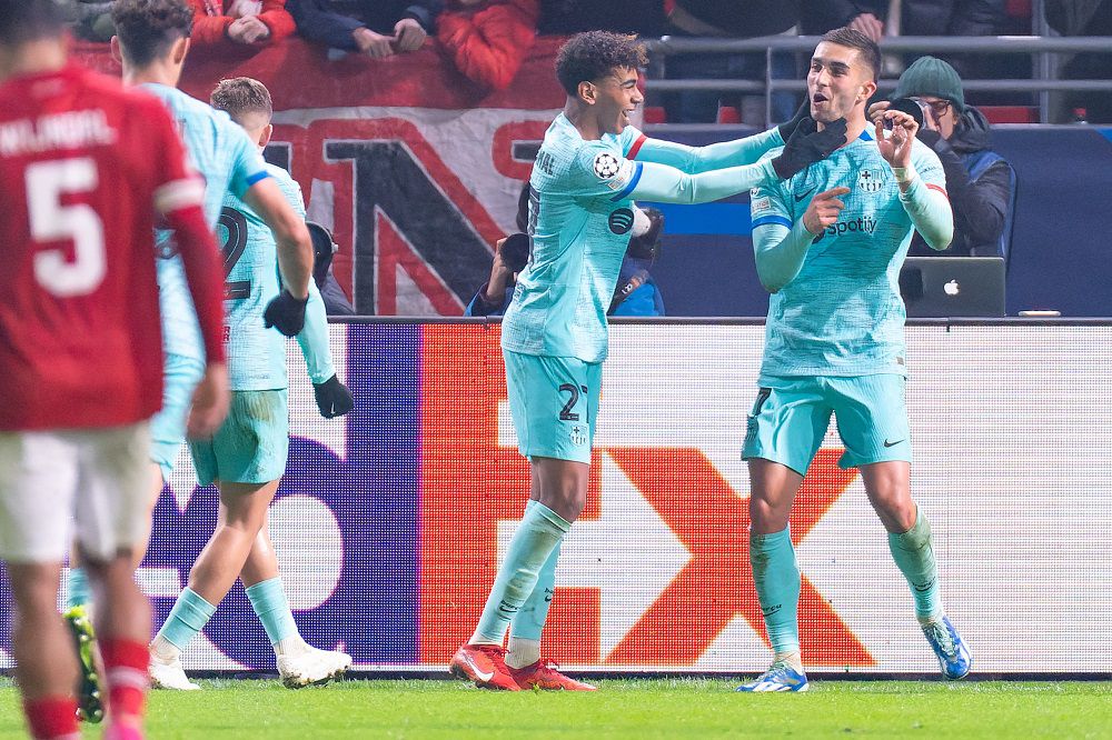 Lamine Yamal sajátos módon ünnepelte a Barca első gólját szerző Ferran Torrest (Fotó: Getty Images)