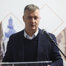 Kubatov Gábor a paksi vereség és a sorsdöntő nemzetközi meccs között üzent a szurkolóknak