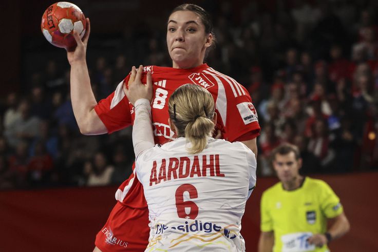 Vége: Nyolcgólos vereség, a bronzért játszhatnak női kéziseink