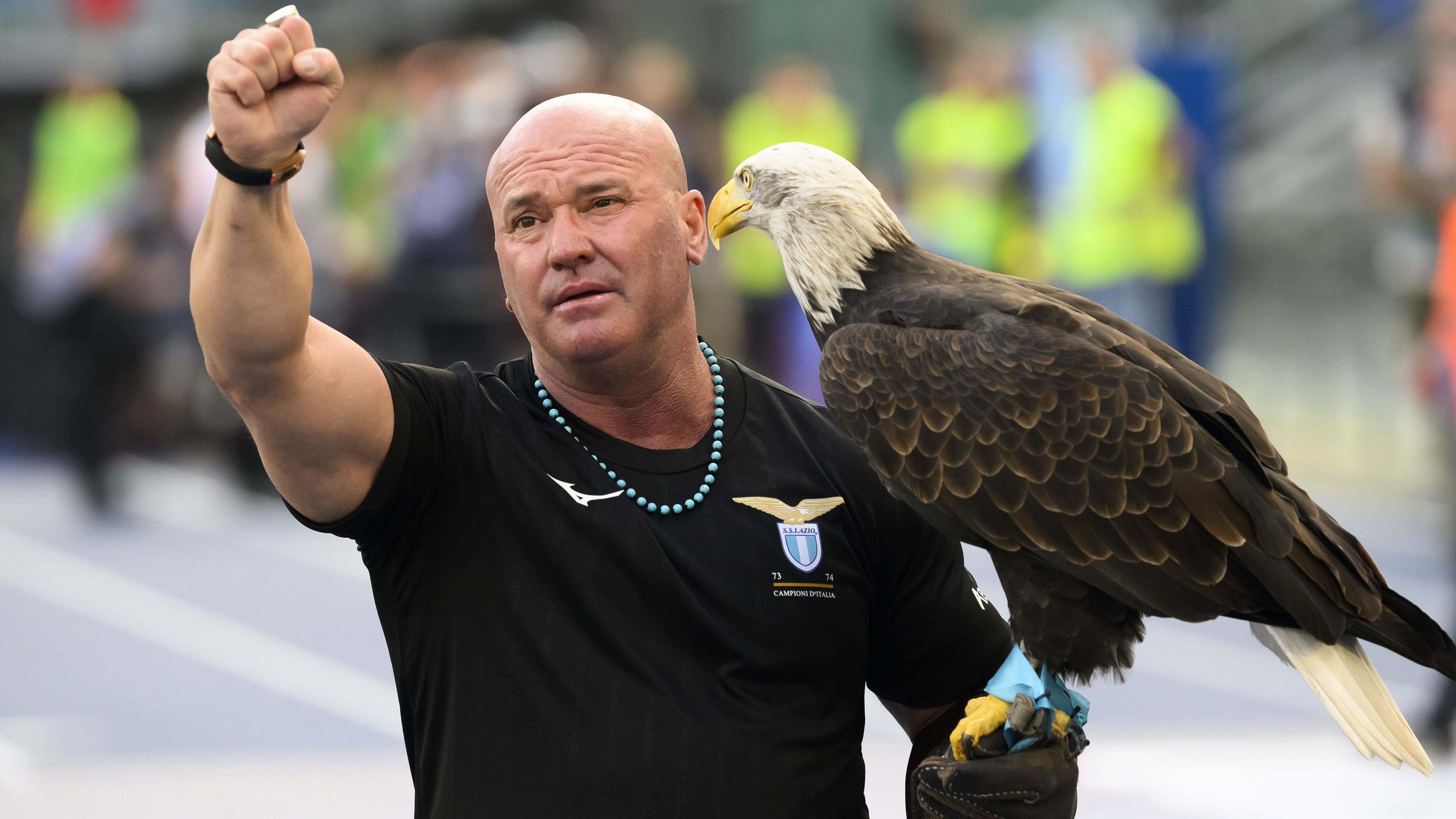 A péniszéről posztolt a sasidomár, azonnali hatállyal kirúgta a Lazio